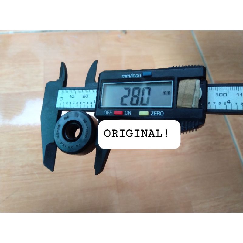 Oil Seal Shockbreaker Belakang Sil Shok Rx King shock Skywave shok Thunder ORI 10 28 13.4 Sekok