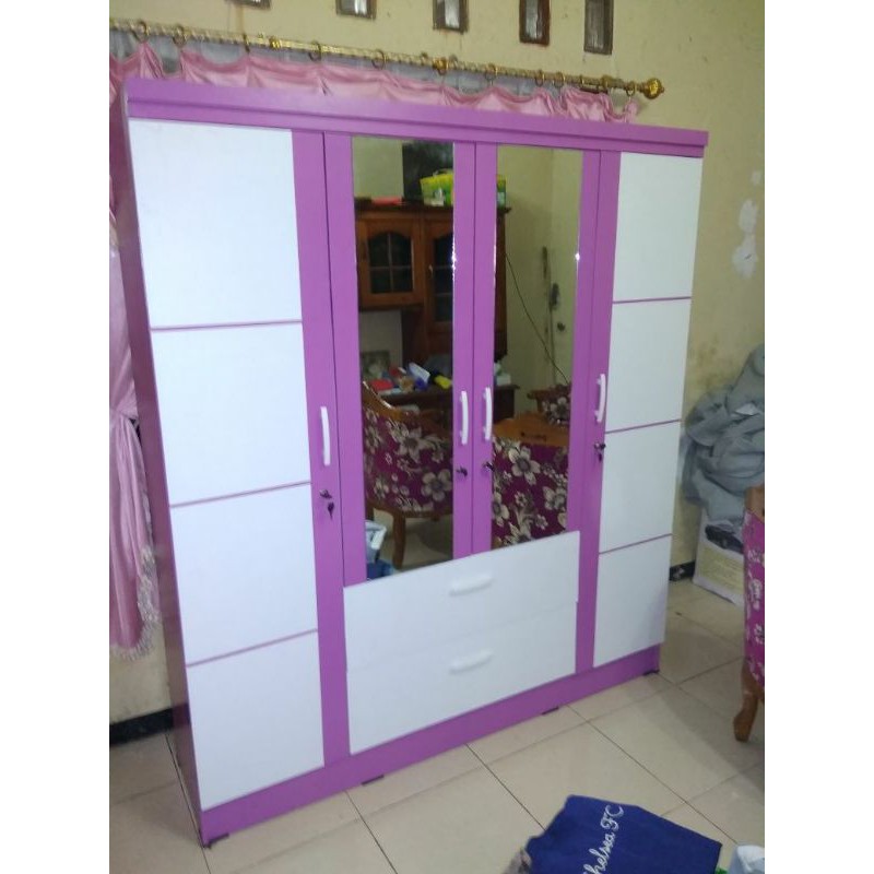 LEMARI PAKAIAN 4PINTU
