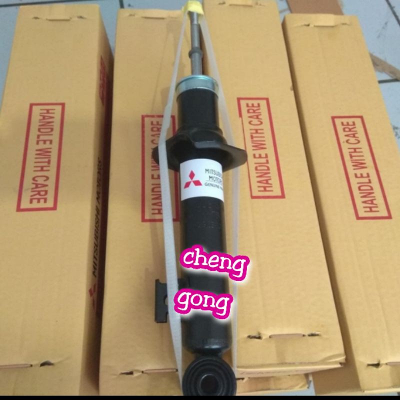 shockbreaker depan (gas) pajero/triton original