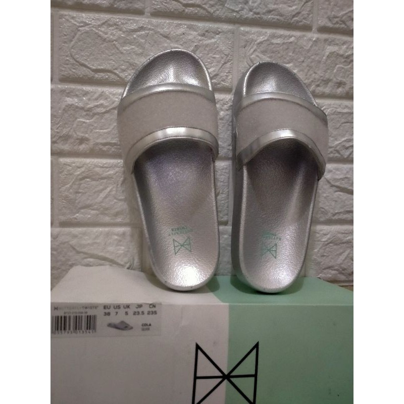 butterfly twist cola size 38