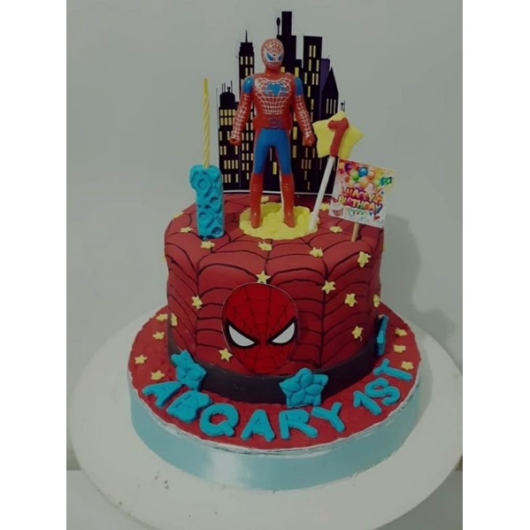 

CAKE SPIDERMAN FONDANT
