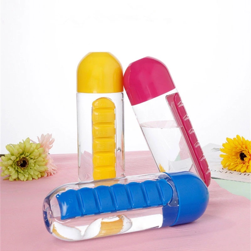 600ml Portable Water Bottle with 7 Compartments Pill Organizer Box / Patient Plastic Drinking Bottle Tea Cup Bottle Drinkware