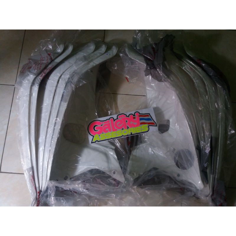 sayap astrea grand honda grand honda legenda original new ahm