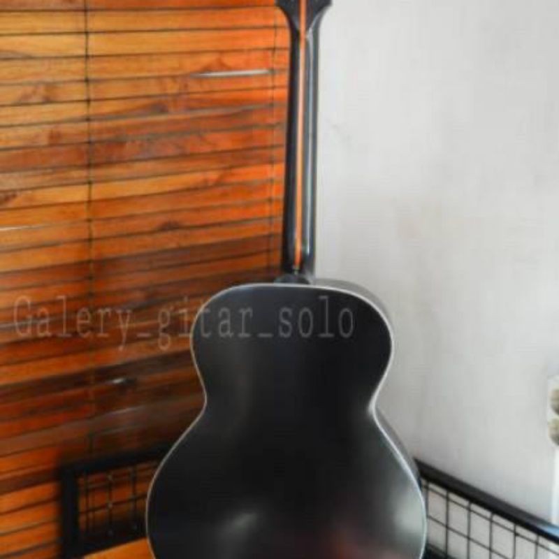 Gitar akustik Gibson Akustik Elektrik custom neck langsung