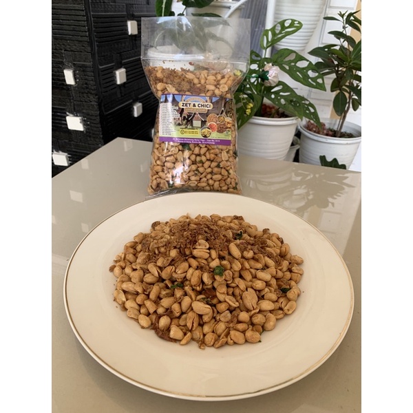 

Kacang Tojin