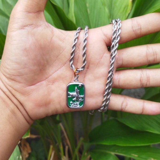 Kalung titanium Liontin batu giok aceh