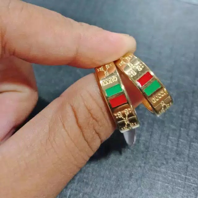 ( ACC TOKO CANTIK 65 ) CINCIN KAWIN COUPLE CEWE/COWO GOLD GUCCI TITANIUM SUDAH DAPAT SEPASANG DAN FREE BOXNYA (BISA COD/BAYAR DITEMPAT)