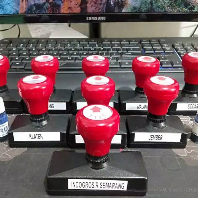 

Custom Stempel Flash Logo Perusahaan, Toko, Lunas, Nama Dokter Bidan Perawat Tanda Tangan dll