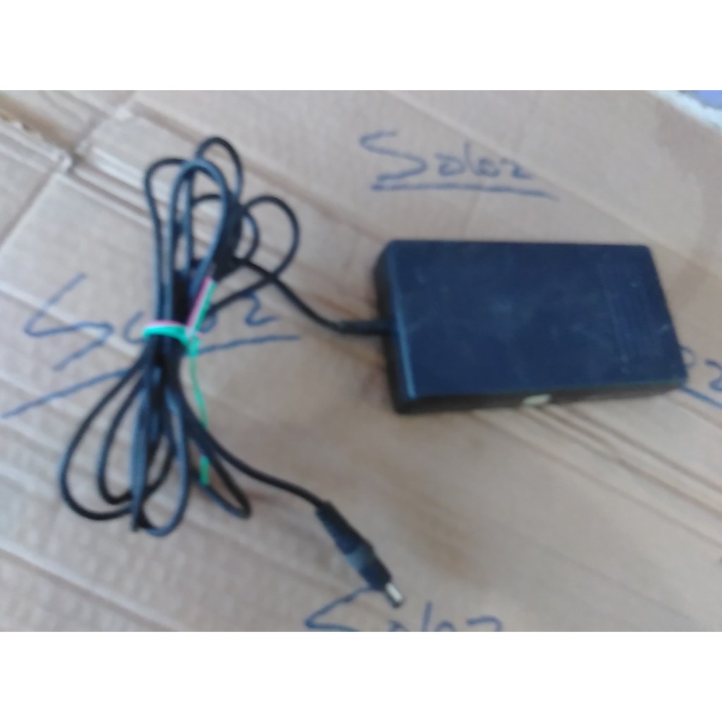 ori asli bekas Toshiba 15V ces aki 15VDC 2.7A PA2484U NORMAL ORI CHARGER
