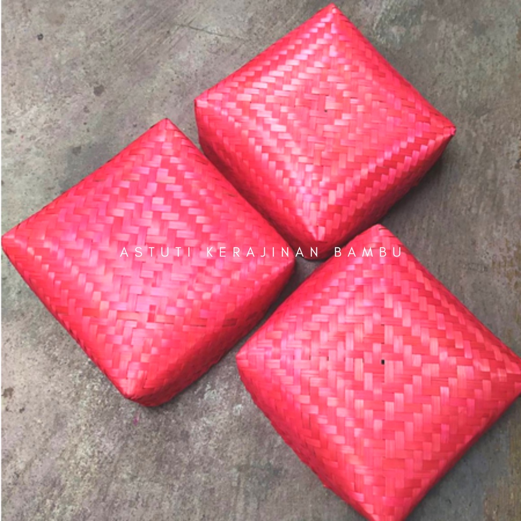 Besek Warna 30 x 30 cm / Besek Bambu Jumbo / Besek Bambu Unik / Besek Bambu Warna