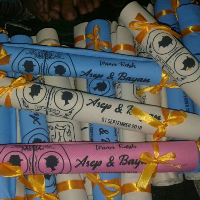 

Tas goodiebag souvenir weding