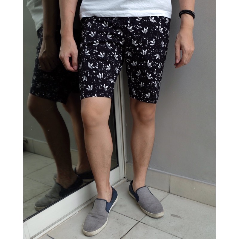 [CLEARANCE SALE] Celana Pendek Katun Motif Adidas Slimfit Chino