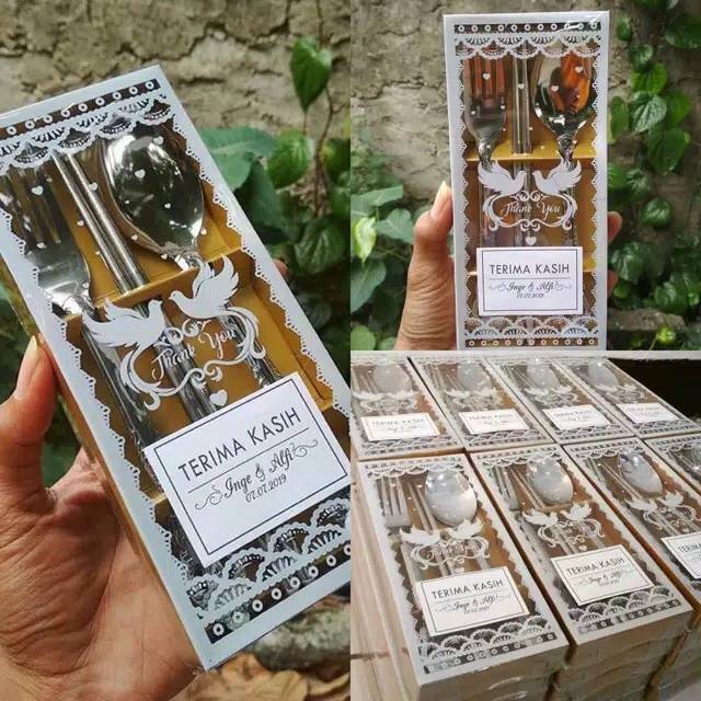 Souvenir SENDOK+GARPU+SUMPIT Kemas Mika
