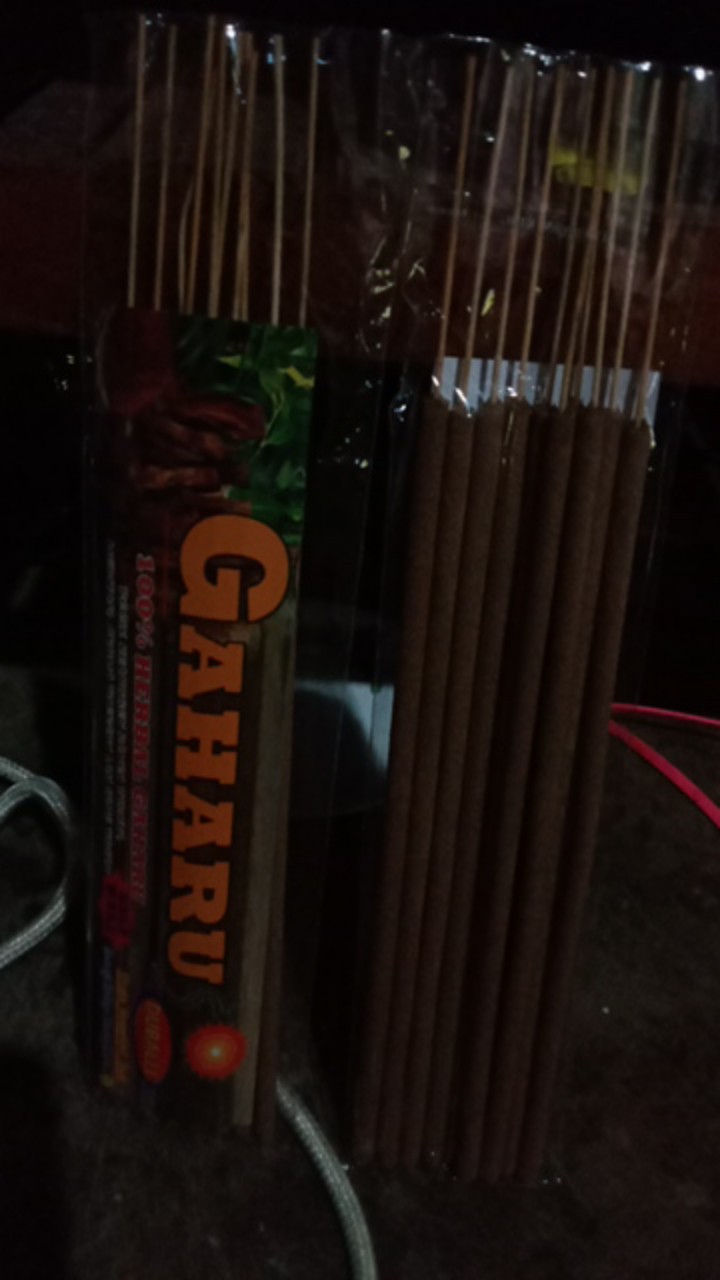Dupa Gaharu Asli Nyala 2 Jam Bonus Tempat Dupa Min. Order 10pcs