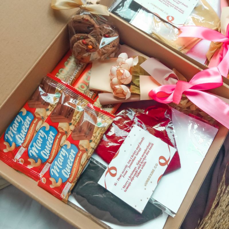 

Hadiah / Kado / Gift Box / Hampers ( Paket Manis )