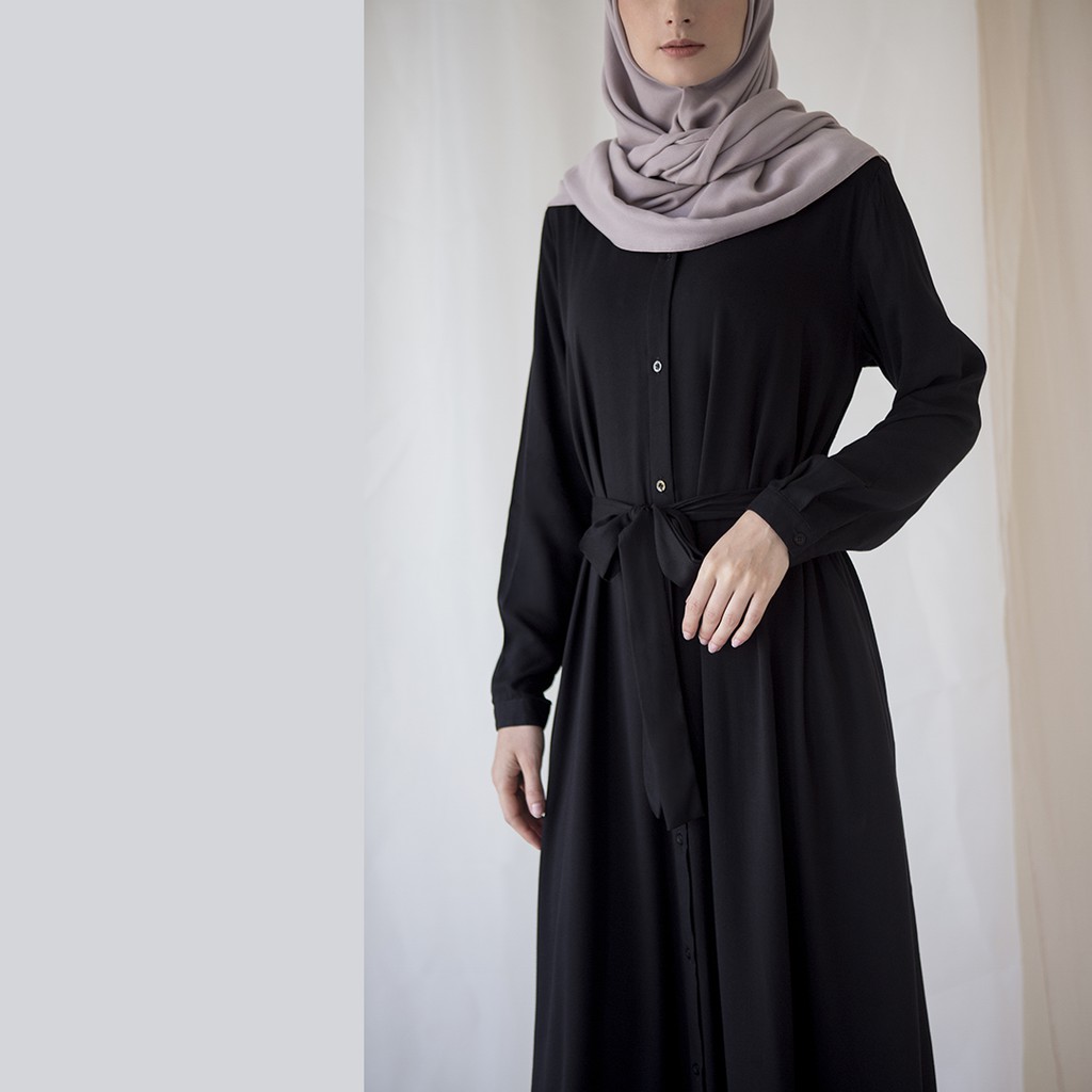 Arimbi by Aska Label - Gamis rayon premium full kancing dan ikat pinggang warna hitam dan coksu