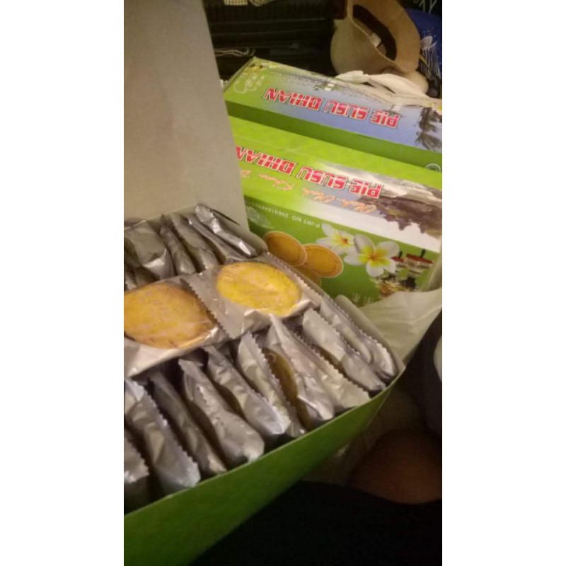 

Pie Susu Dhian isi 50 sudah termaksud babble wrap