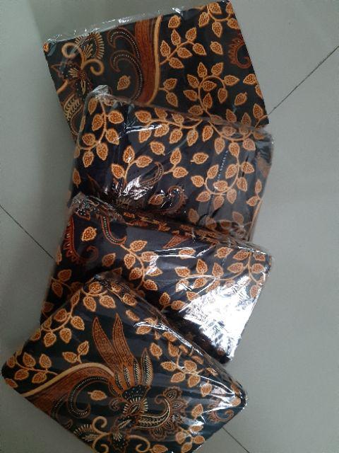 Sogan Daun Kecil Dan Embos Batik Pekalongan