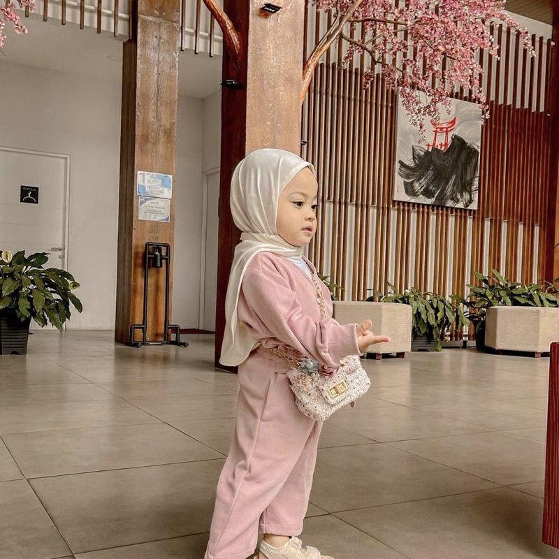 Hijab Pashtan anak Camila jersey Usia 6bln-10thn / Jilbab Segitiga pashmina instant anak jersey almeera