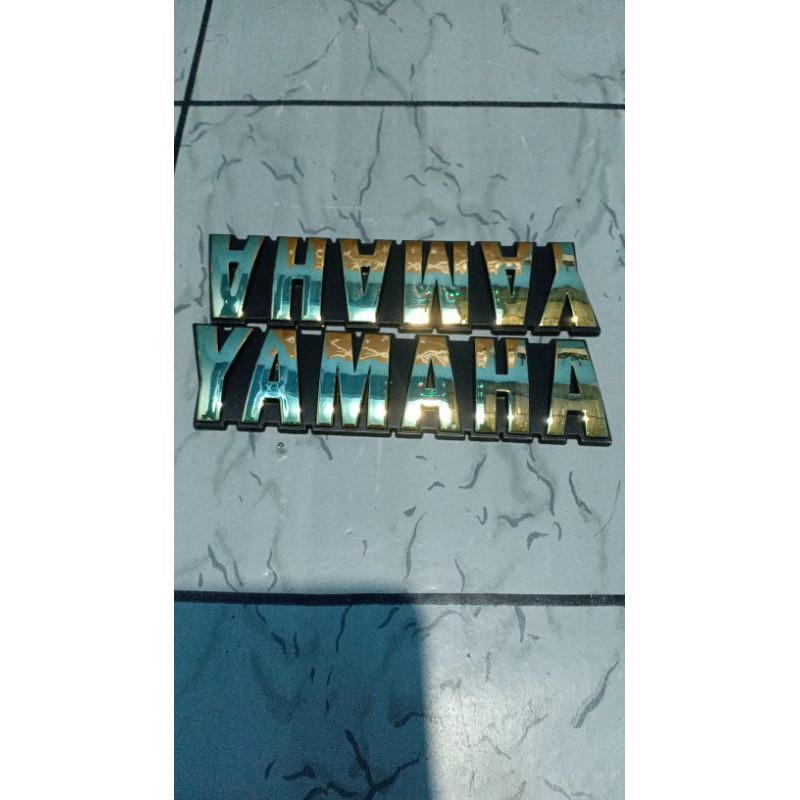 Emblem tangki emblem yamaha rx king