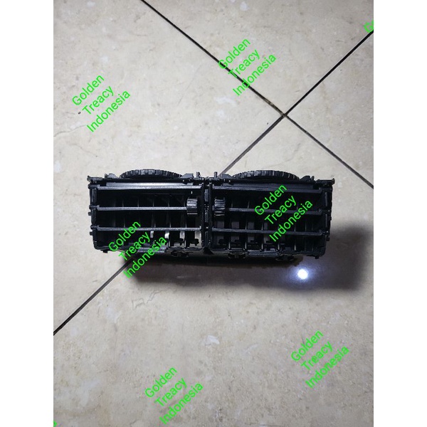 grill ac yaris gril ac yaris kisi ac yaris depan tengah 2006 - 2009 toyota Genuine Parts baru origin