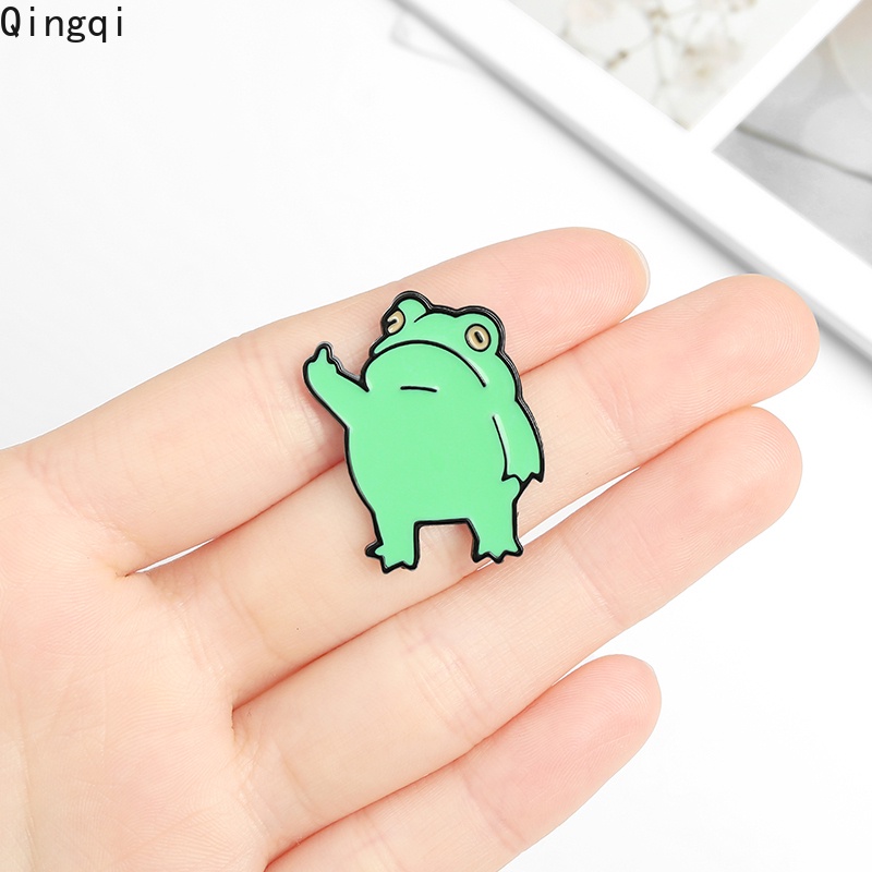 Bros Pin Enamel Desain Kartun Jari Tengah Katak Untuk Hadiah Teman