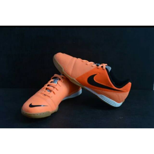 nike ctr360 enganche iii ic