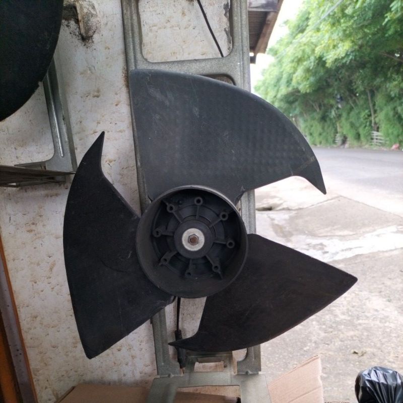 KIPAS BLOWER AC 1PK( di kirim rendem baling 3 smua)