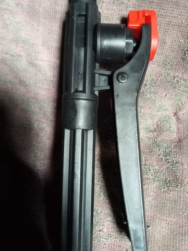 Handle Pencetan Sprayer Elektrik