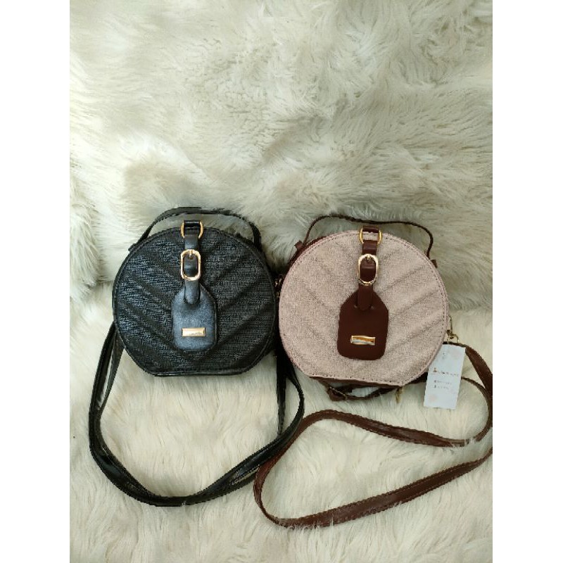 Tas import