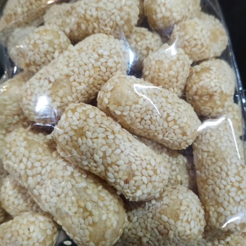 

Cemilan Kue Kering Mancho Wijen 500gr 250gr