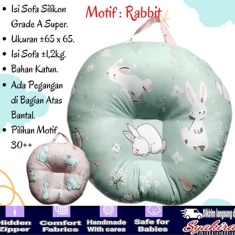 Bantal sofa Bayi motif segitiga biru