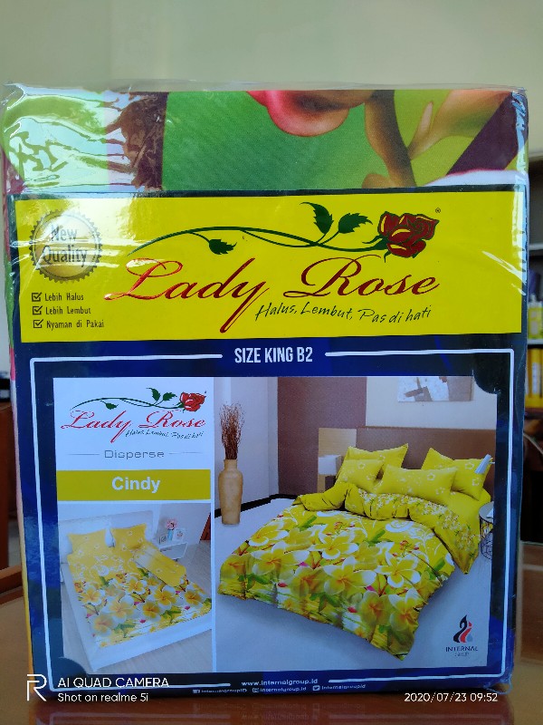 Lady Rose Sprei King (180x200) Dengan 2 Bantal - Sarah