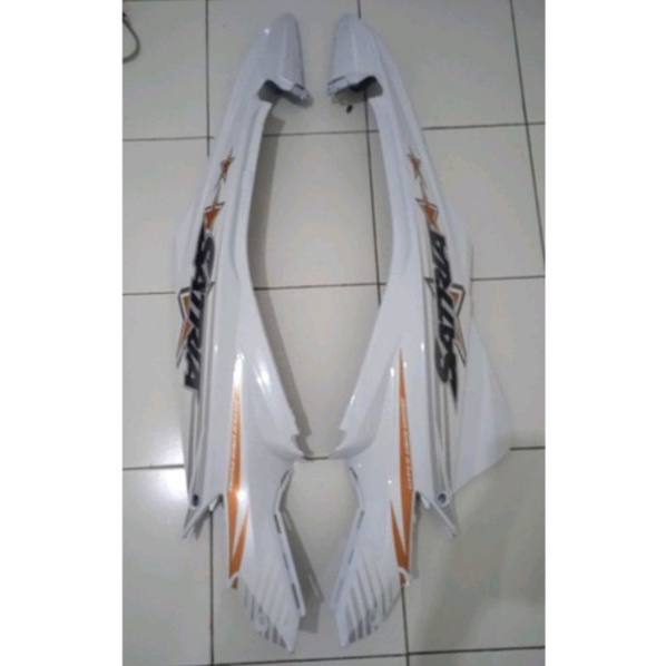 cover body samping Satria Fu facelift putih