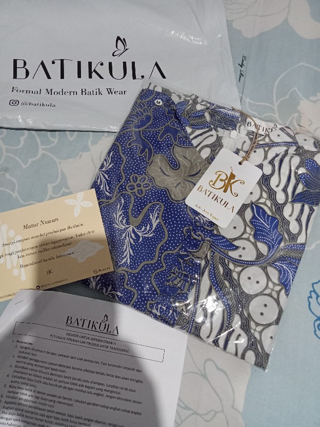 Nadira Tunik Batik Kerja Kantor Wanita