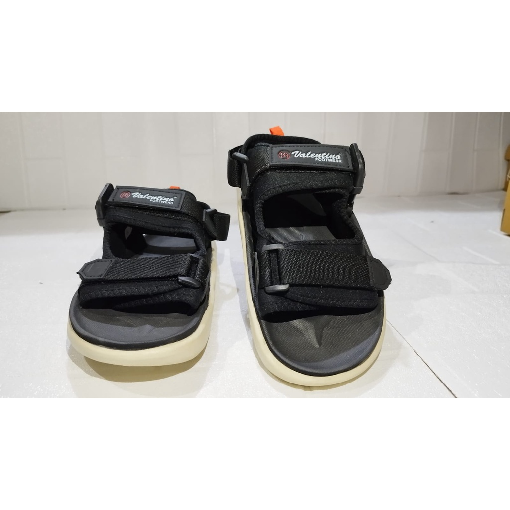 Sandal Valentino 202 -  Fullblack/Blackwhite - Sepatu Sandal Traveling Pria dan Wanita Sandal Gunung