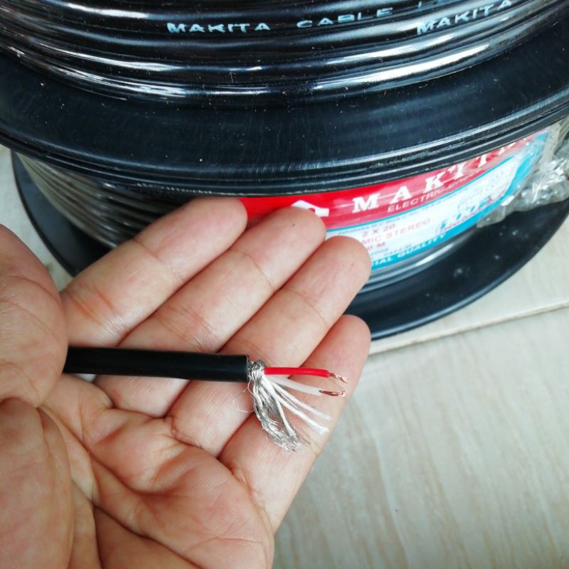 KABEL MIC STEREO MAKITA 2x20 HITAM 80M TEMBAGA