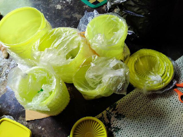 Toples Canister Ungu 4pc Gratis 1pc Seger