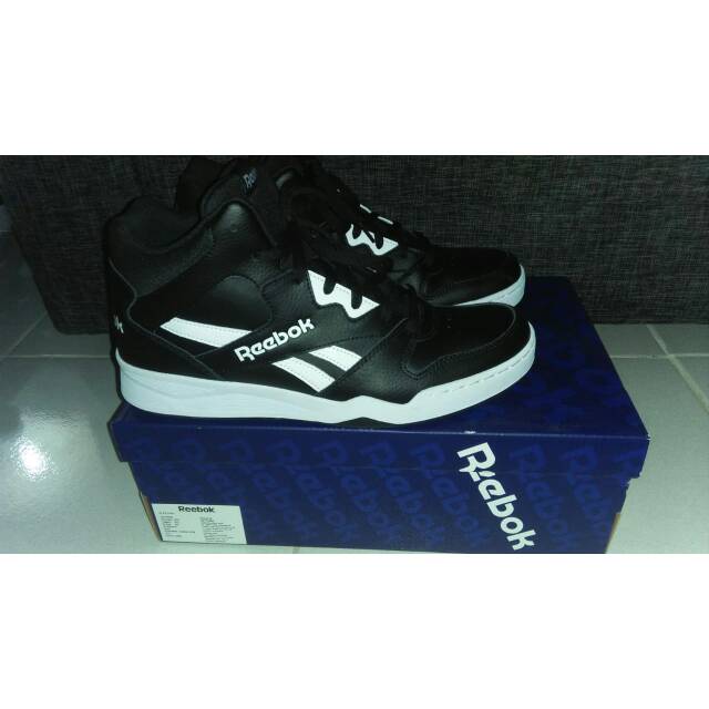 Sepatu basket Reebok new original shoes