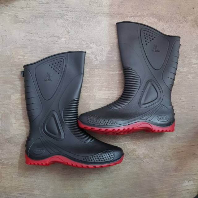 SEPATU SAFETY BOOTS KUALITAS BAGUS / SEPATU PROYEK ALAT KESELAMATAN