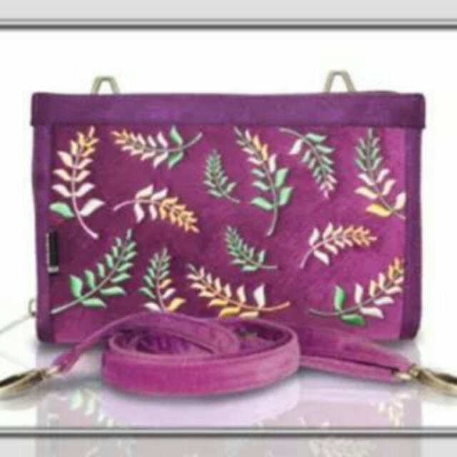 Dompet/tas etnik hpo makara flourish purple midili