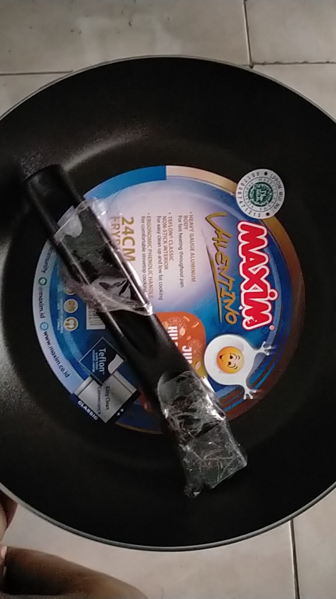 Maxim Valentino 24 Cm. Frypanteflon  Penggorengan 24 Cm Teflon. Baru & Original