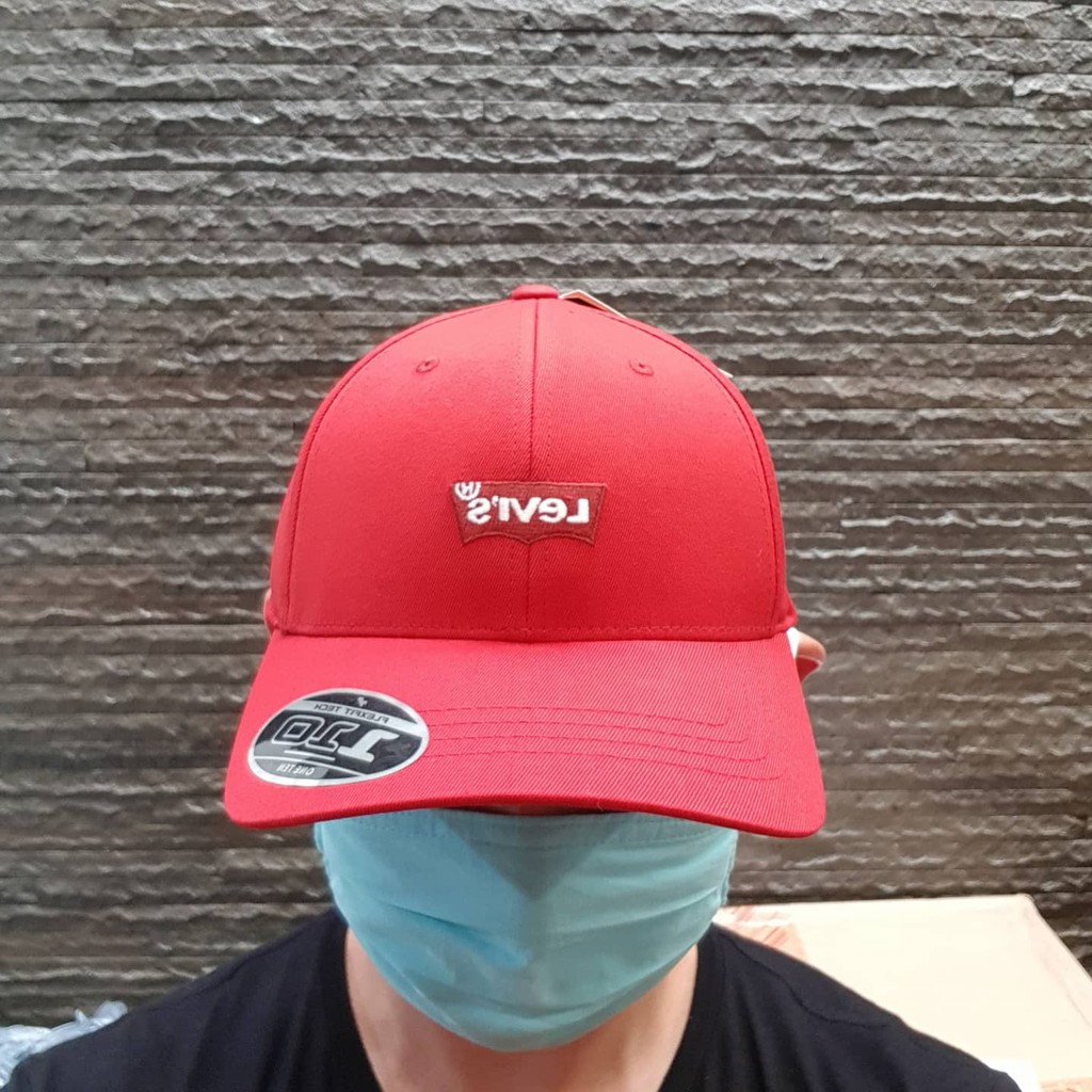 topi levis