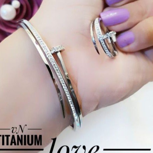 Titanium Gelang dan Cincin Paku 2212n