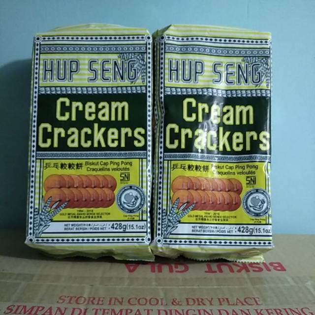 

Cream crackers