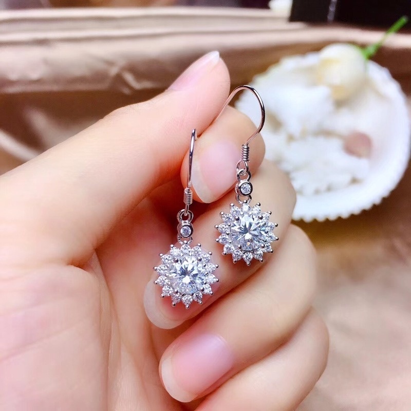 Fashion Inlaid Diamond Snowflake Ear Stud Elegant Eardrops