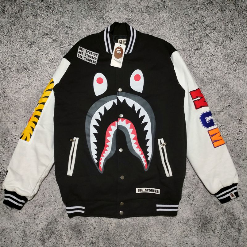 JACKET BOMBER / VARSITY BAPE SHARK BORDIR WGM FULLTAG &amp; LEBEL