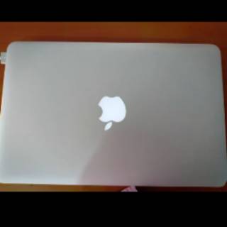 OBRAL ..MACBOOK AIR 11 INCH EARLY 2015 .. INTEL CORE I5