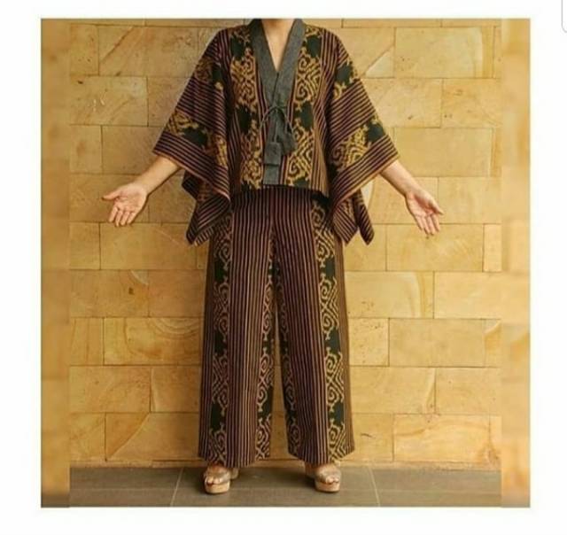 Setelan baju batik tenun kebaya blouse dan rok span salur merah