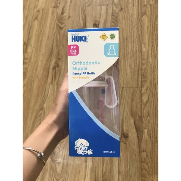 Huki orthodontic nipple round pp bottle 240ml